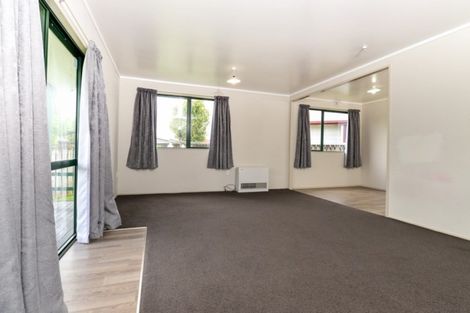 Photo of property in 1 Penney Green, Nawton, Hamilton, 3200