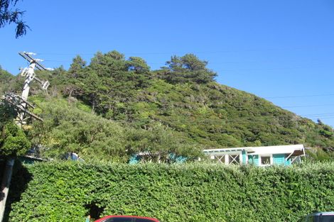 Photo of property in 2 Tawa Street, Eastbourne, Lower Hutt, 5013