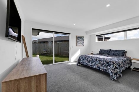 Photo of property in 42 County Drive, Hawera, 4610