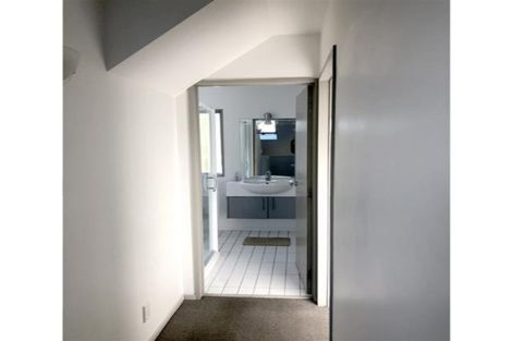 Photo of property in 6e Scotia Place, Auckland Central, Auckland, 1010