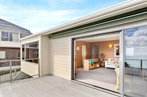 Photo of property in 1/272 Whangaparaoa Road, Red Beach, 0932