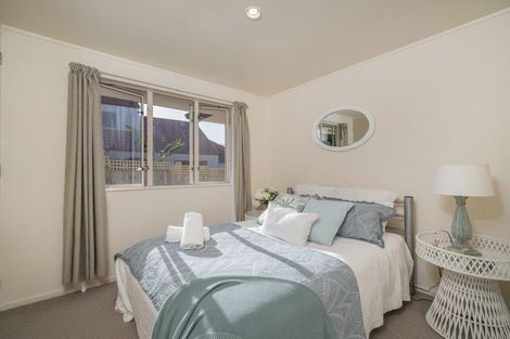 Photo of property in 37 Hahei Beach Road, Hahei, Whitianga, 3591