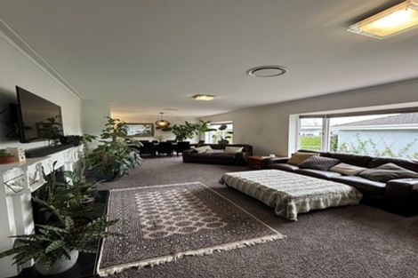 Photo of property in 27 Phoenix Avenue, Hokowhitu, Palmerston North, 4410