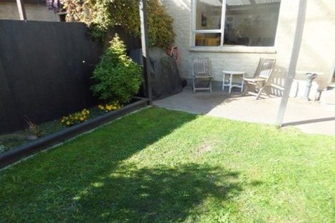Photo of property in 2/19 Hargest Crescent, Sydenham, Christchurch, 8023