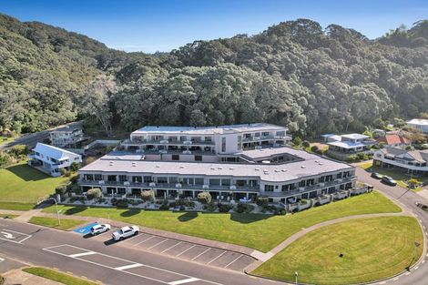 Photo of property in Beachpoint Apartments, 2/5 West End Road, Ohope, 3121