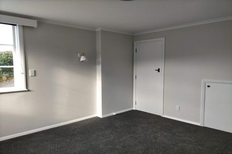 Photo of property in 3 View Road, Titahi Bay, Porirua, 5022