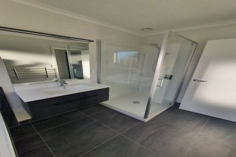 Photo of property in 57 Murray Ward Drive, Te Kauwhata, 3710