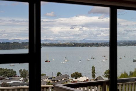 Photo of property in 87 Harbour View Road, Omokoroa, 3114