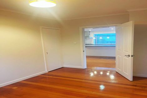 Photo of property in 2/24 Stanley Avenue, Milford, Auckland, 0620