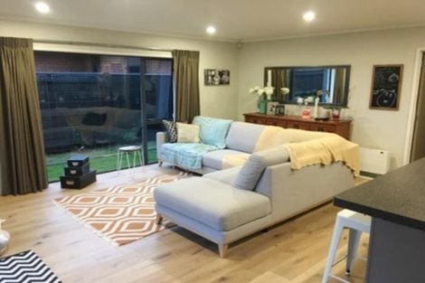Photo of property in 11 Marlin Terrace, Bell Block, New Plymouth, 4312