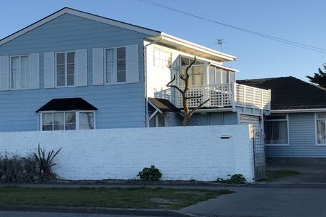 Photo of property in 338 Marine Parade, New Brighton, Christchurch, 8061