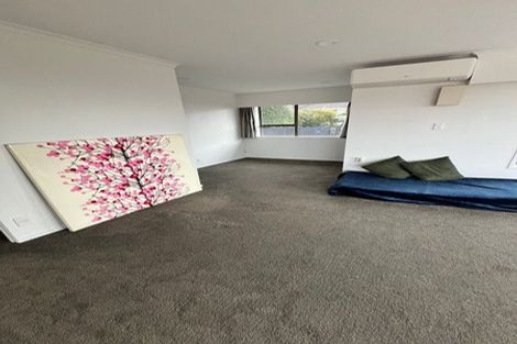 Photo of property in 1/61 Forrest Hill Road, Milford, Auckland, 0620