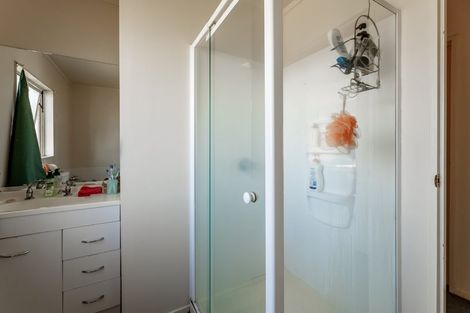 Photo of property in 23 Broadfield Street, Massey, Auckland, 0614