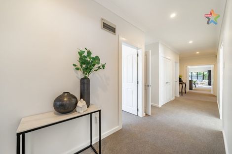 Photo of property in 7 Heath Grove, Waiwhetu, Lower Hutt, 5010