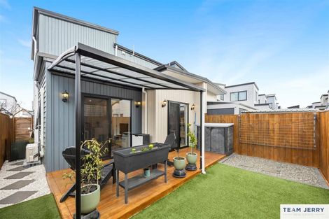 Photo of property in 47 Whare Kauri Road, Papakura, 2110