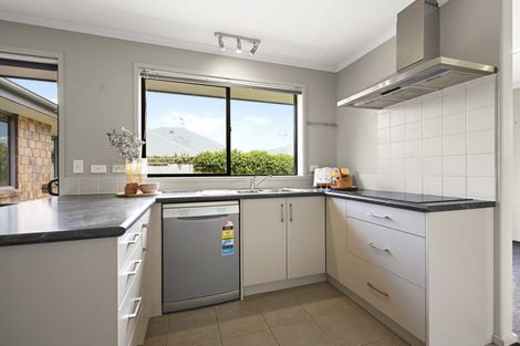 Photo of property in 37 Thomas Road, Huntington, Hamilton, 3210