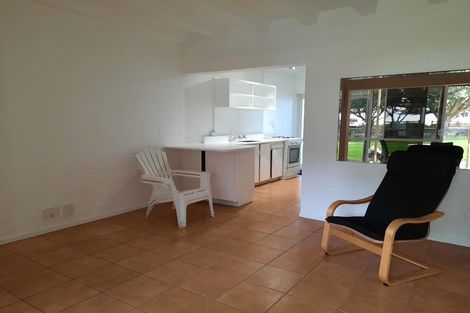 Photo of property in 2/465 Hibiscus Coast Highway, Orewa, 0931