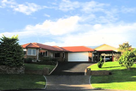 Photo of property in 8 Sunny Dale, Western Heights, Hamilton, 3200