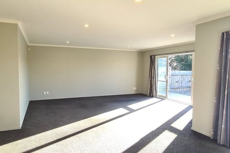 Photo of property in 253 Mark Avenue, Grenada Village, Wellington, 6037