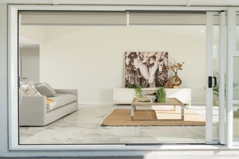 Photo of property in 48 Te Kio Crescent, Papamoa Beach, Papamoa, 3118