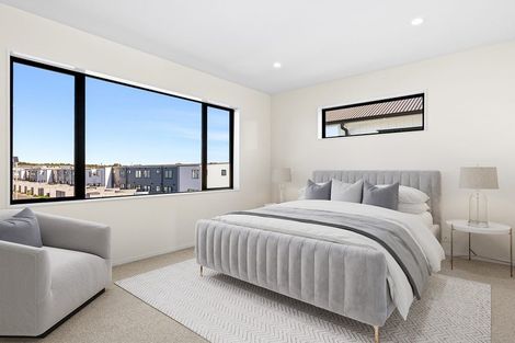 Photo of property in 5 Roundel Crescent, Whenuapai, Auckland, 0618