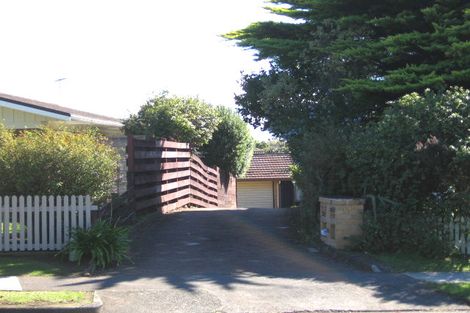 Photo of property in 2/19 Murvale Drive, Bucklands Beach, Auckland, 2014