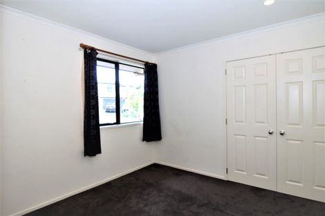 Photo of property in 39 Black Teal Close, Unsworth Heights, Auckland, 0632