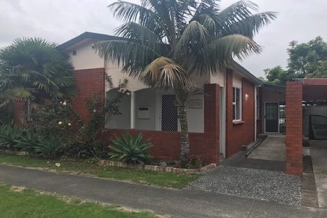 Photo of property in 220 Great South Road, Huntly, 3700