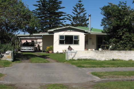 Photo of property in 27 Koputara Road, Himatangi Beach, Foxton, 4891