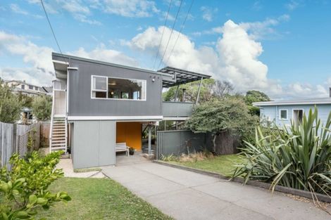 Photo of property in 6 Jeep Road, Raumati South, Paraparaumu, 5032