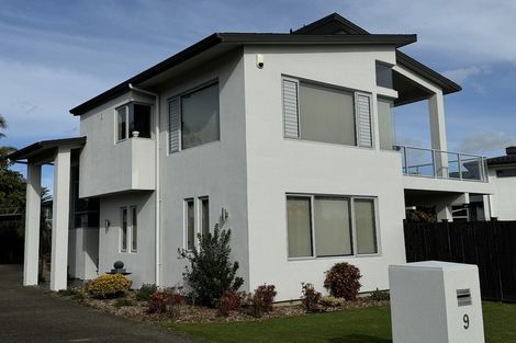 Photo of property in 9 Armstrong Farm Drive, East Tamaki Heights, Auckland, 2016