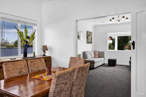 Photo of property in 18 Albion Street, Hawera, 4610