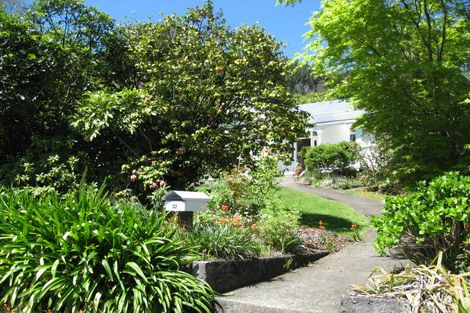 Photo of property in 32 Van Diemen Street, Nelson South, Nelson, 7010