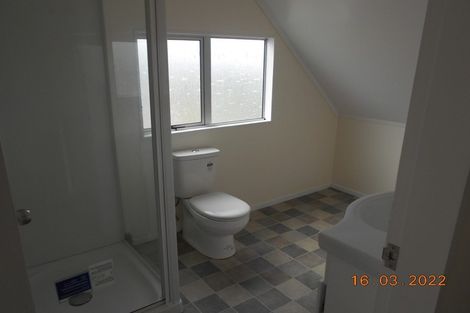 Photo of property in 27 Hollydale Grove, Churton Park, Wellington, 6037