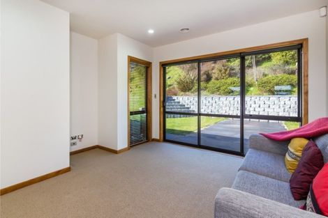 Photo of property in 6 Kestrel Lane, Kinloch, Taupo, 3377