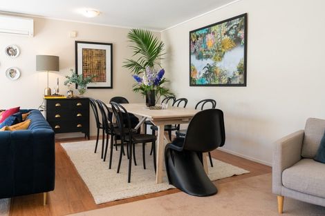 Photo of property in Highwic, 9/32 Hobson Street, Thorndon, Wellington, 6011