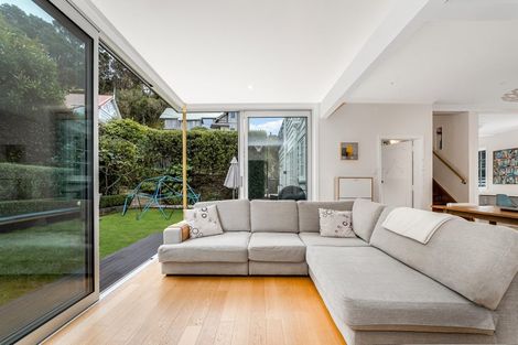 Photo of property in 32 Mccoll Street, Vogeltown, Wellington, 6021