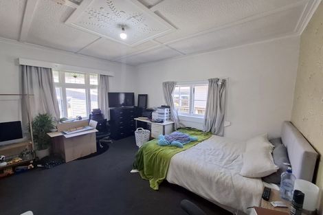 Photo of property in 90 Hine Street, New Plymouth, 4310