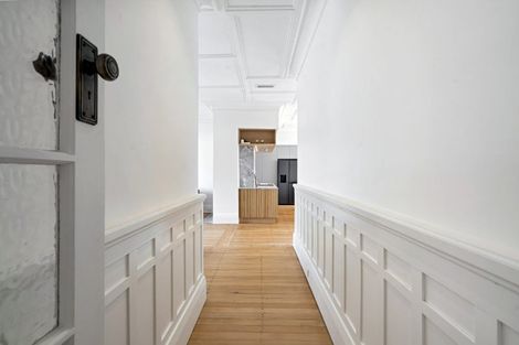 Photo of property in 16 Hinemoa Terrace, Birkenhead, Auckland, 0626