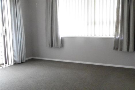 Photo of property in 36 Okura River Road, Okura, Albany, 0792