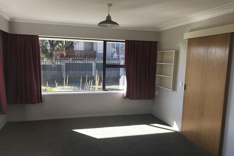 Photo of property in 2/8 Tamatea Road, Taupo, 3330