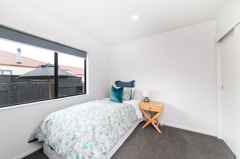 Photo of property in 42 Dalfield Place, Highbury, Palmerston North, 4412