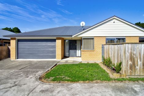 Photo of property in 85a Oxford Street, Tawa, Wellington, 5028