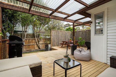 Photo of property in 1/28 Hart Road, Hauraki, Auckland, 0622