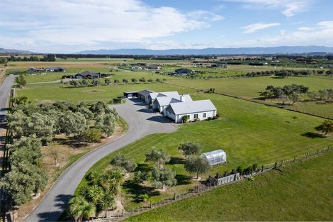 Photo of property in 104 White Rock Road, Martinborough, 5781