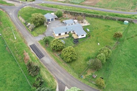 Photo of property in 266 Hart Road, Pukekohe, 2676