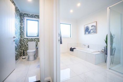 Photo of property in 3 Stratford Court, Fitzherbert, Palmerston North, 4410