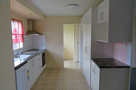 Photo of property in 148 Shifnal Drive, Randwick Park, Auckland, 2105