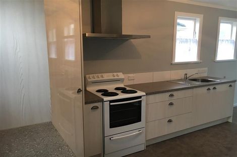 Photo of property in 43 Petherick Street, Taita, Lower Hutt, 5011