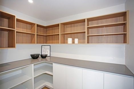 Photo of property in 6 Will Cooper Way, Tuakau, 2121